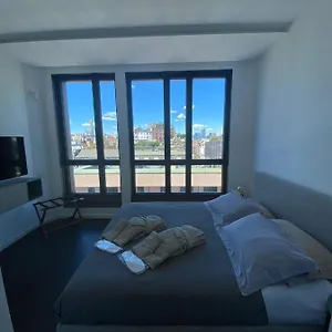 https://number-house-number-11.italymilanhotels.net