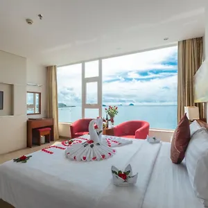https://nha-trang-wonderland-hotel.nhatrangbesthotels.com